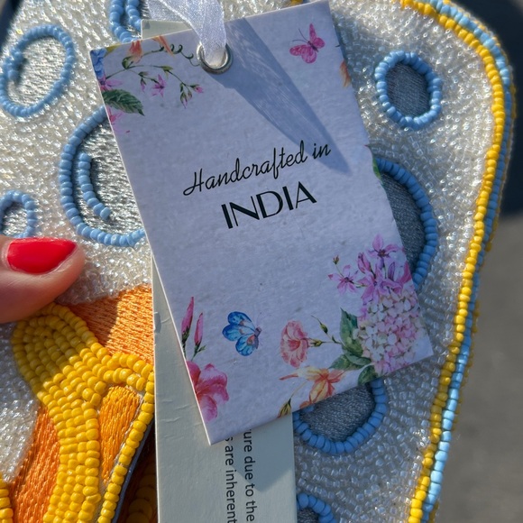 Handcrafted Beaded Purse with Duck Design - Picture 5 of 6